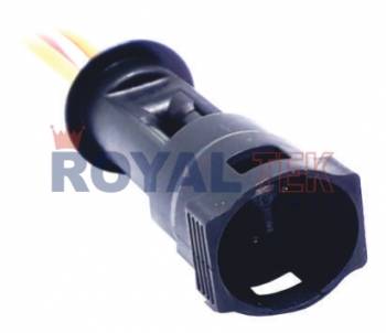 FICHA DE CONEXION ROYALTEK FICHA DE CONEXION ROYALTEK 3 (TRES) VIAS SENSOR DE VELOCIDAD CHEVROLET D-20 / KADETT - VENTA EN PAQUETES DE 5 UNIDADES ---
